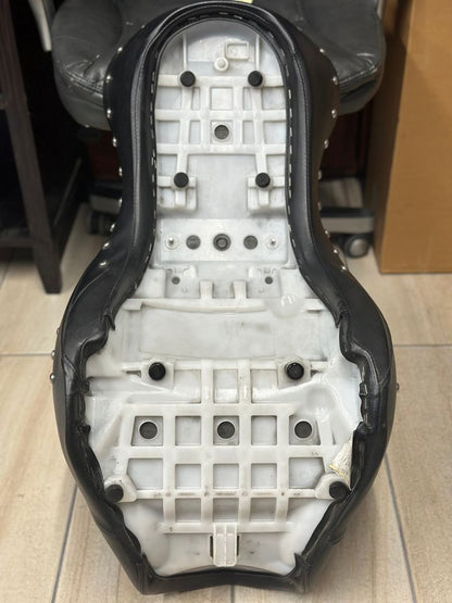 Kawasaki Vulcan 900 Seat